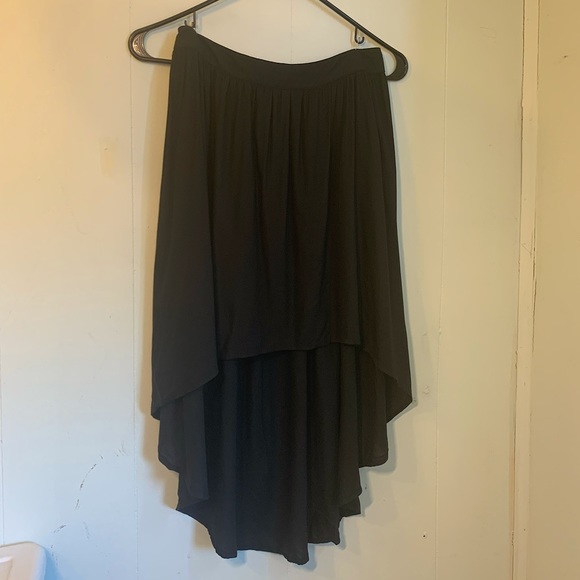 Mossimo Supply Co. Black Women's High-Low Skirt Flowy size Small/Petite - Picture 1 of 16